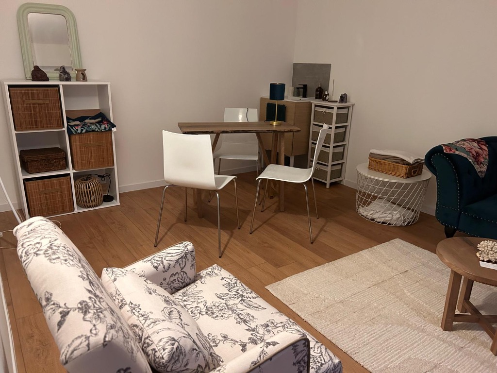 photo cabinet Céline PERTHUISON