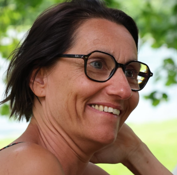 JOIE O COEUR animatrice yoga du rire