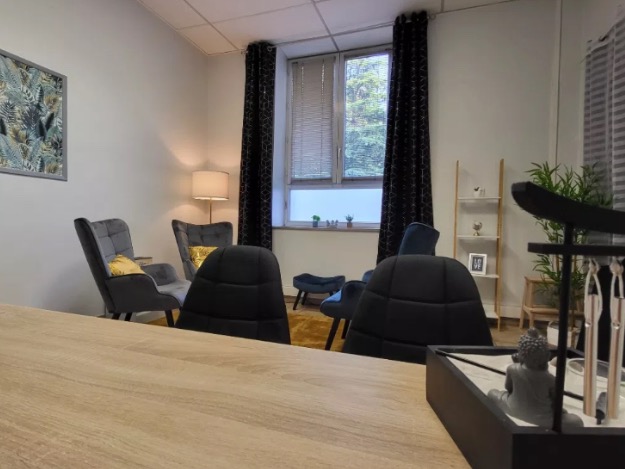 photo cabinet Nadia GHELLAB