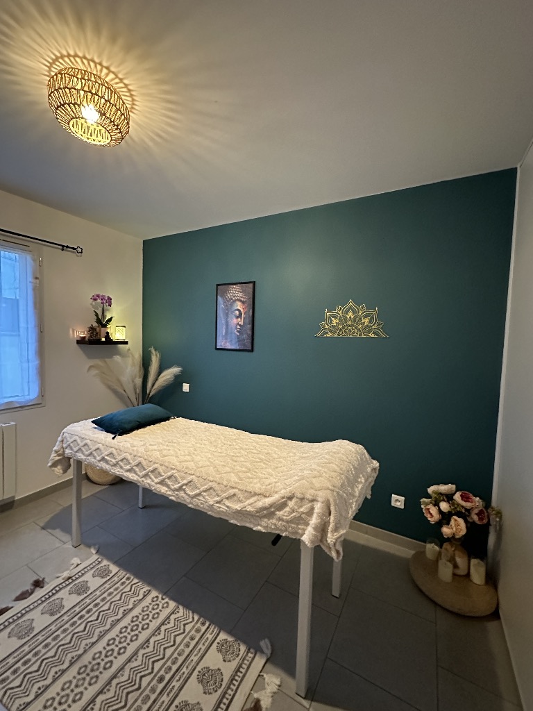 photo cabinet Angélique Magnétiseuse 