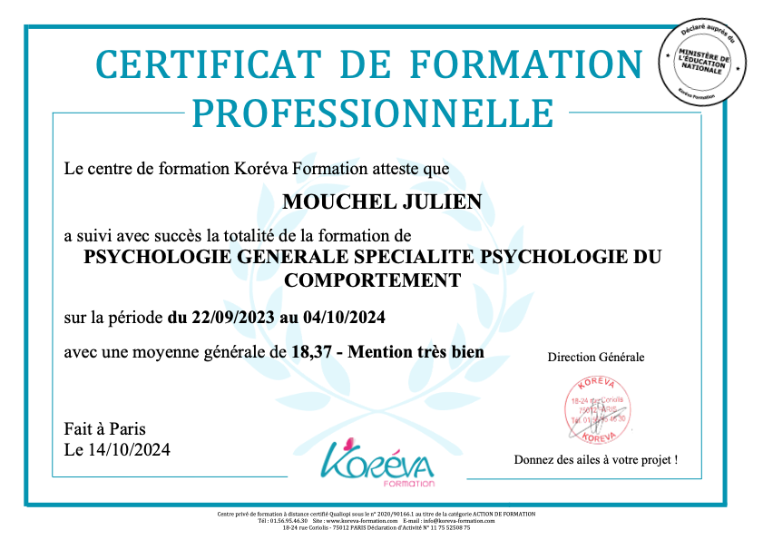 photo diplome Julien MOUCHEL