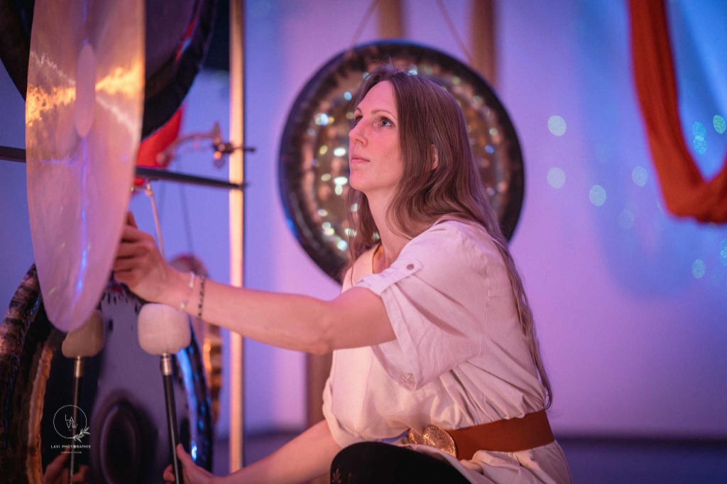 illustration BAIN DE GONGS AÉRIEN À COLMAR 18H30 MERCREDI 15 Avril