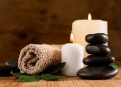 illustration Massage aux pierres chaudes