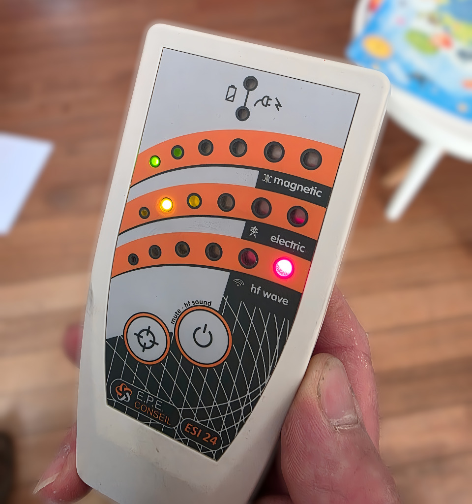 illustration Exposition électromagnétique du logement