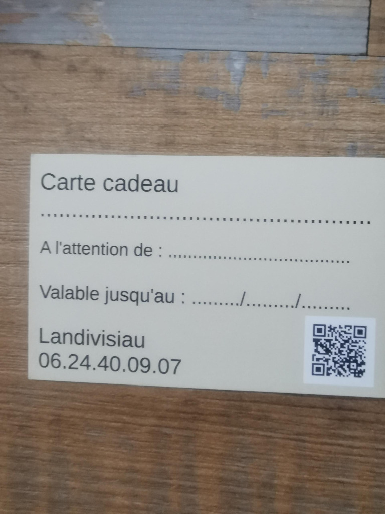 illustration carte cadeau à offrir
