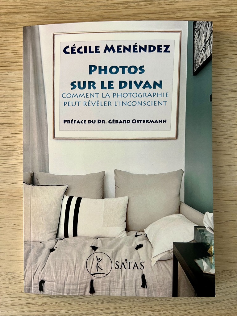 illustration Livre "Photos sur le divan"