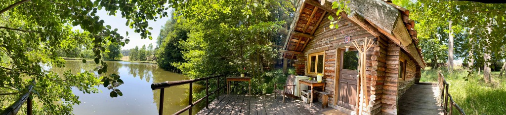 illustration Cercle de Femmes - Tentes rouges