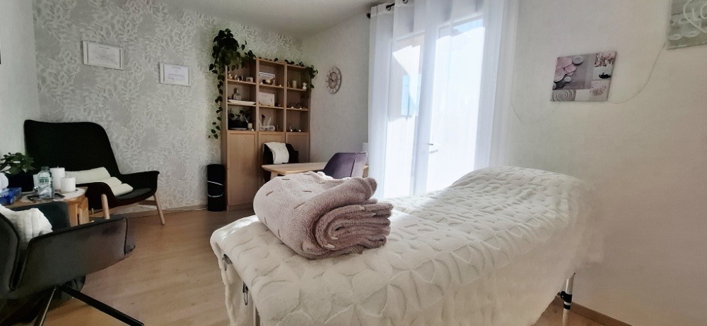 illustration La synergie Sophrologie & Reiki : Un voyage vers l'équilibre ✨