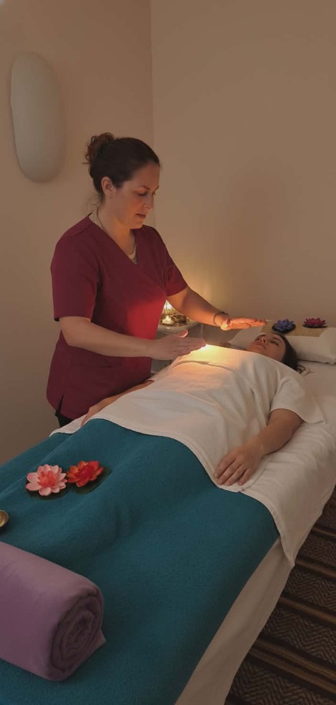 illustration Retrouve apaisement, énergie et clarté grâce au soin énergétique.