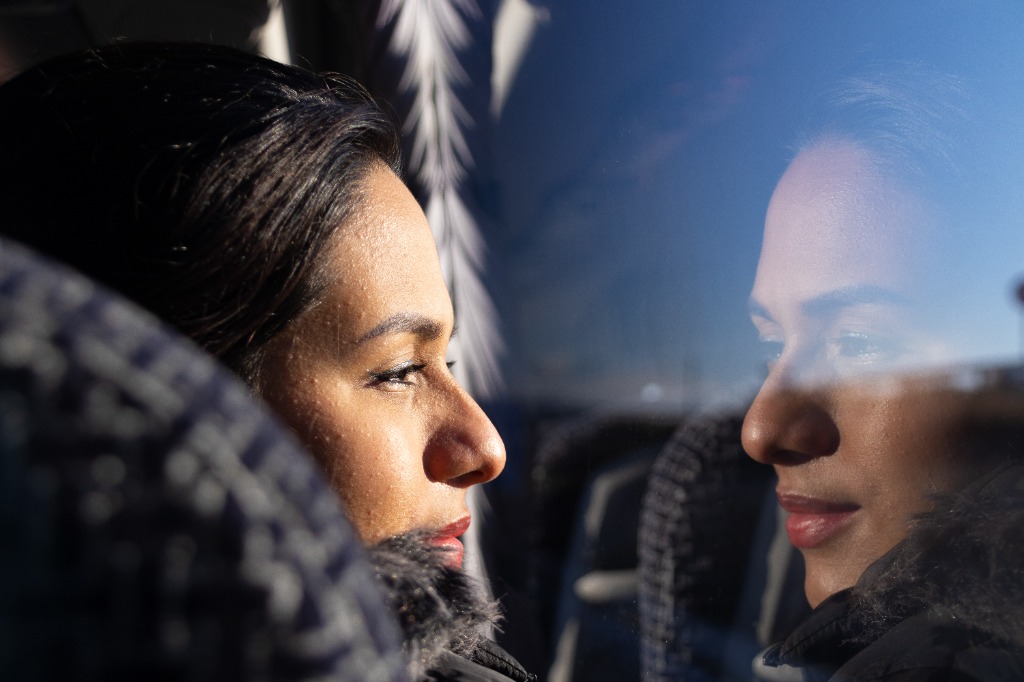 illustration Vous vous adaptez en permanence aux autres — et vous ne savez plus vraiment où vous en êtes ?