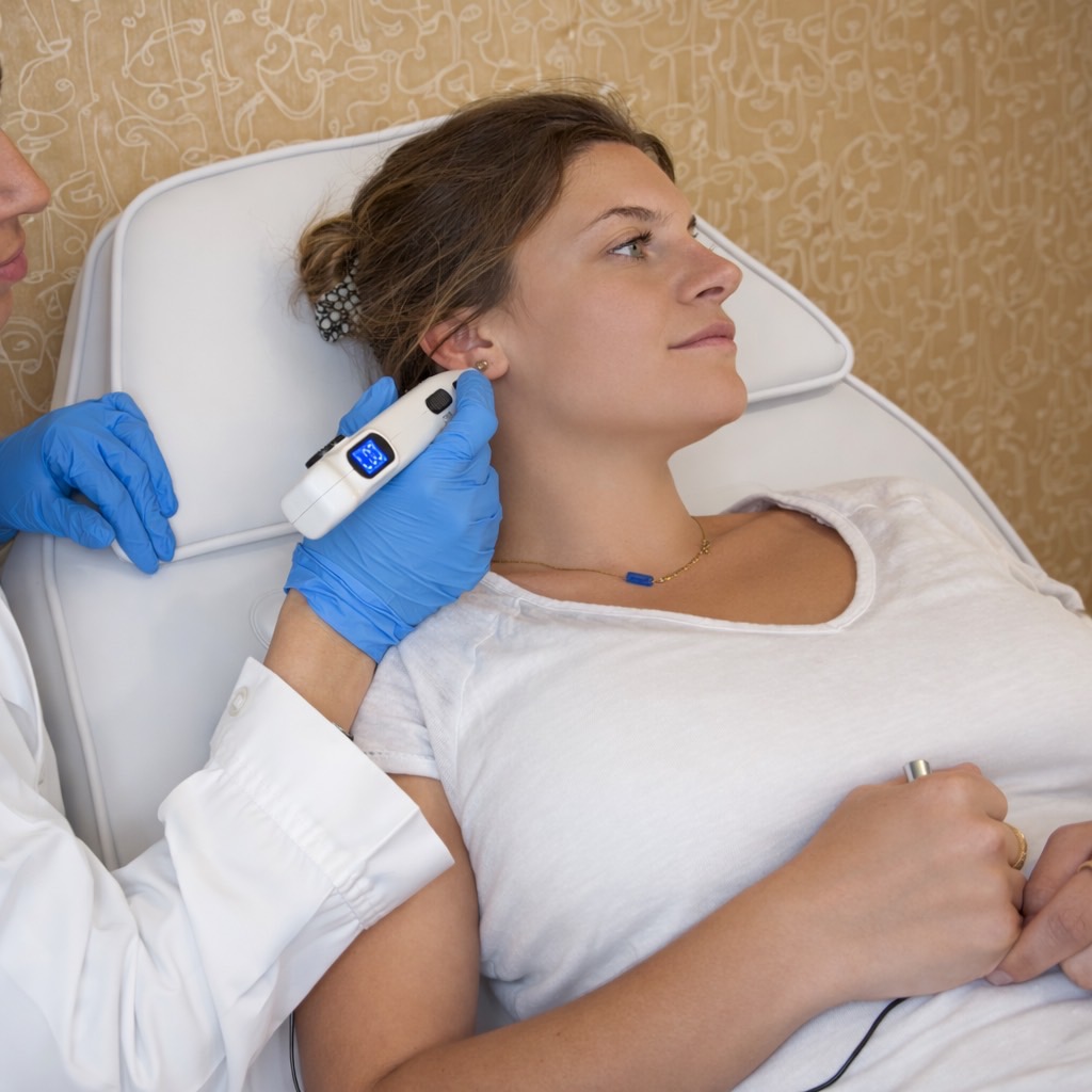 illustration Laser auriculaire : avis, efficacité et résultats pour arrêter de fumer