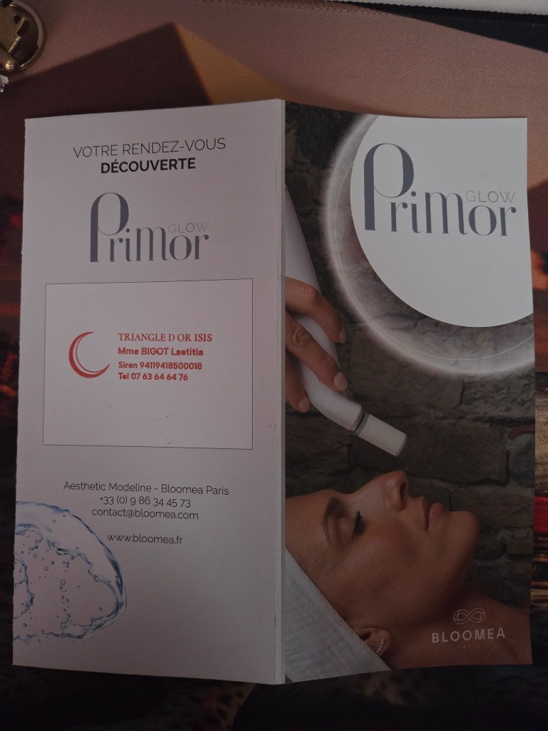 illustration Soin anti age soin anti tache visage corps  soin anti vieillissement.cicatrice.vergetures.cicatrice acné .