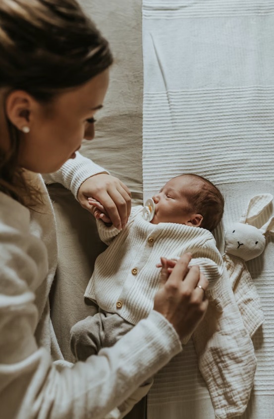 illustration Post-partum : quand on se sent dépassée après la naissance