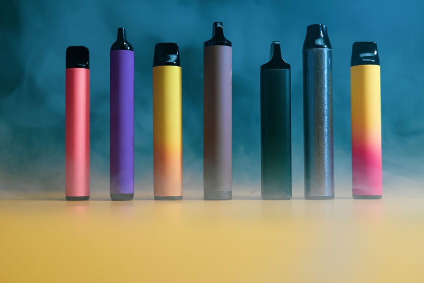 illustration Vapoteuse ou cigarette : laquelle est la meilleure option pour arrêter de fumer ?