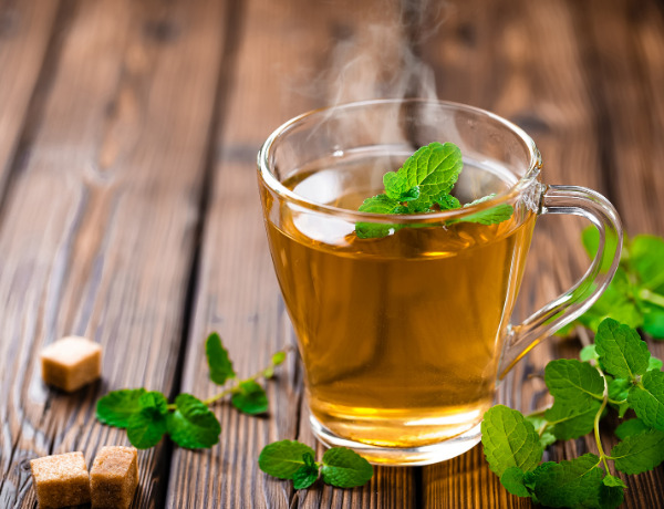 illustration La boisson de l'été: le thé vert à la menthe