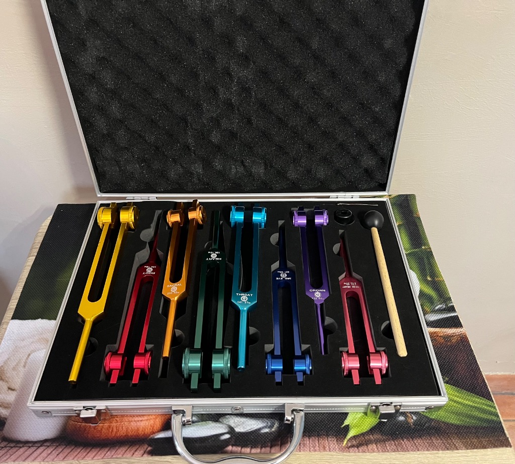 illustration Massage "spécial dos" avec utilisation de diapason thérapeuthiques si douleurs dorsales, lombaires, nuque, trapèzes...)