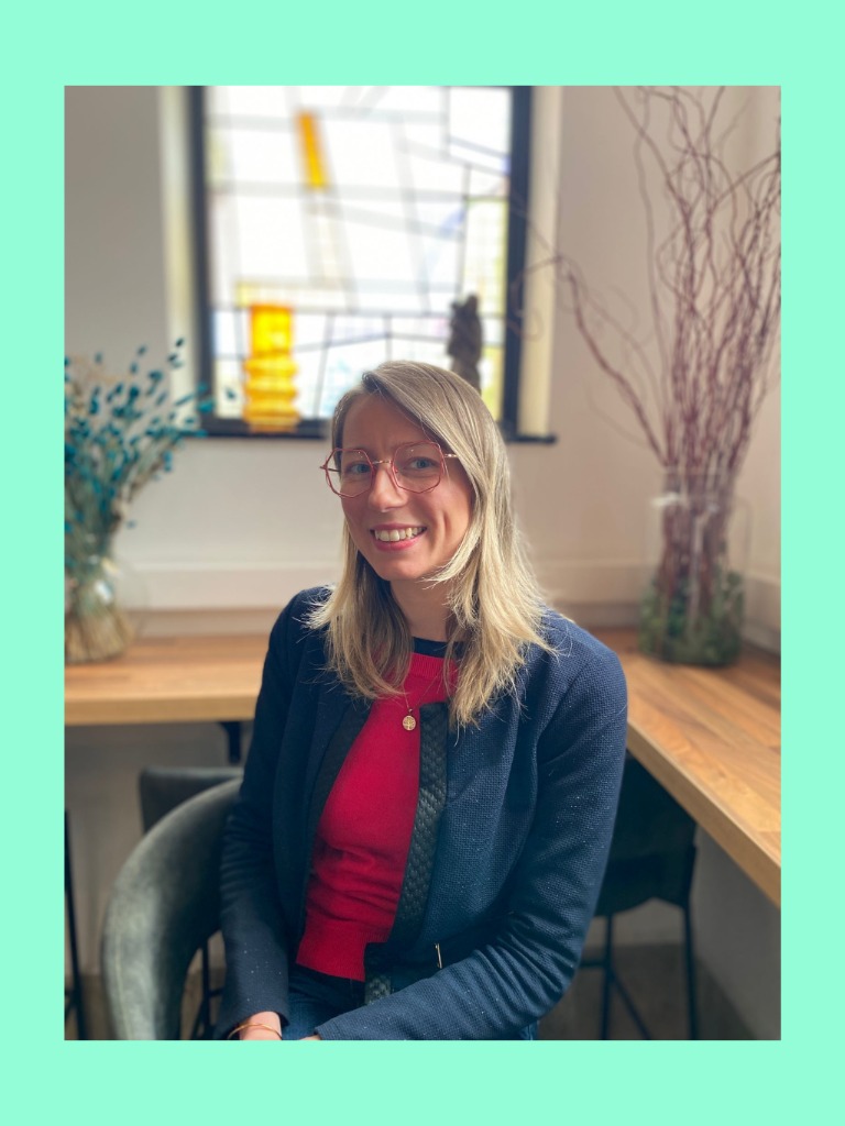 illustration Mademoiselle Violette Saint-Amand-Les-Eaux